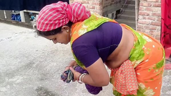 Busty Indian Teen Naked Bathroom Prank Stepbrother Anal First Time - veryfreeporn.com - India - Indonesia on v0d.com