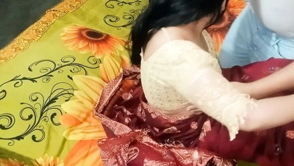 Desi Wife First Night Sex - Beautiful Bangladeshi Bhabhi Homemade - veryfreeporn.com - Bangladesh on v0d.com