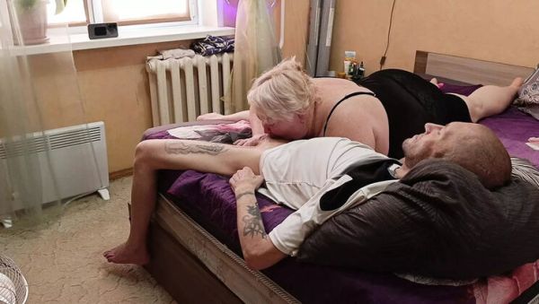 Mature MILF Mother-in-Law Deep Throat Blowjob & Swallows Cum - xxxfiles.com on v0d.com