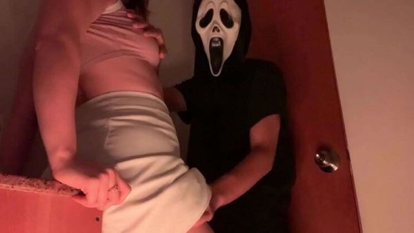 Blonde Babe Natasha Bull Home Alone Halloween Horror - Bathroom Blowjob & Standing Doggy Cum in Mouth - xxxfiles.com on v0d.com