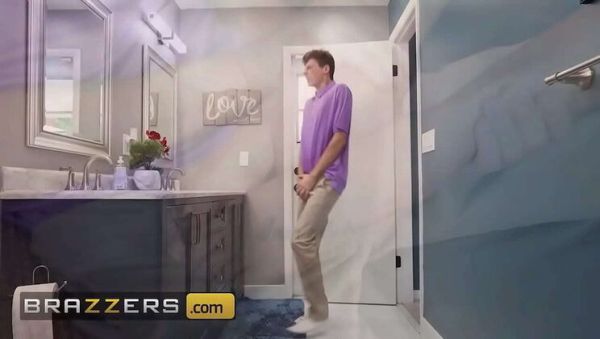 Brazzers Big Boobs MILF Justine Jakobs Saves Day with Blowjob and Creampie After Zipper Problem - veryfreeporn.com on v0d.com
