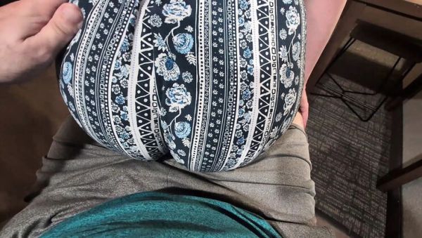 Redhead teen creaming shorts during amateur lapdance close-up - veryfreeporn.com - Usa on v0d.com