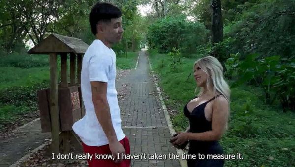 Naty Delgado Public Blowjob - Amateur Blonde Sucks Stranger's Big Cock Outside & Swallows Cum - veryfreeporn.com on v0d.com