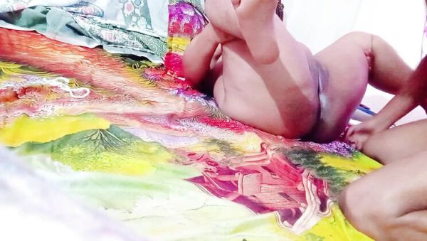 Bangladeshi Village Girl Sali Hot Midnight Sex with Dulavai - Real Homemade Desi Romance - veryfreeporn.com on v0d.com