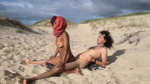 Desert Sex with Wild Hope - Rough Anal Riding Big Ass Latina Brunette - porntry.com - Spain - India - Argentina - Colombia on v0d.com