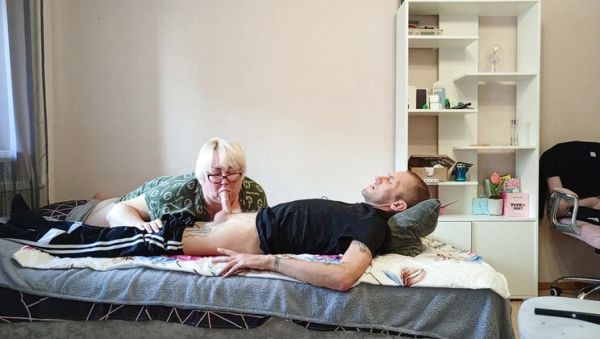 Stepmom Deep Throat Blowjob Swallows Every Last Drop of Cum - xxxfiles.com on v0d.com