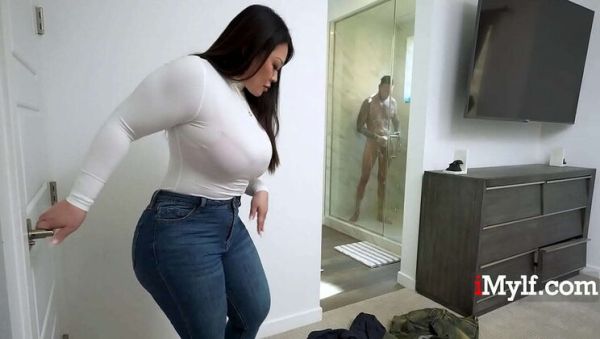 Asian MILF Tokyo Leigh Finds Homeless Man With Big Dick, Washes Him Then Fucks Hard - xxxfiles.com on v0d.com