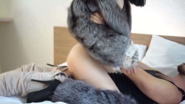 Fur Coat Fetish Sex! Amateur MILF Rudacat Gets Anal Doggystyle in Fursuit with Big Dick - porntry.com on v0d.com