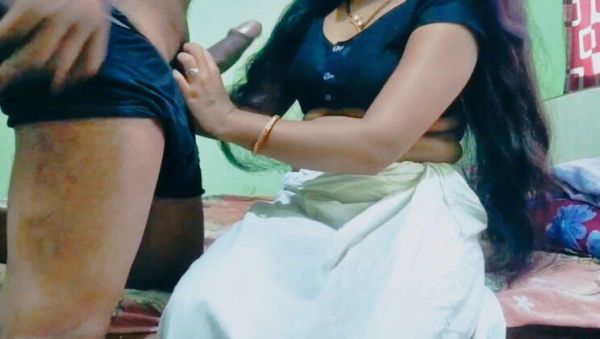 Desi Bhabhi First Time Sex With Devar In Village - Indian Aunty Big Tits Ass Fuck - veryfreeporn.com - India on v0d.com