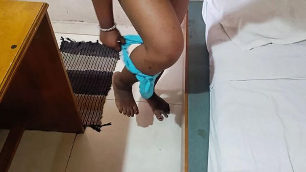 Kerala Mallu Wife Hard Rubbing Foreplay with Boyfriend - Big Natural Tits Desi Couple - porntry.com - India on v0d.com