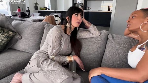 Lola Marie and Aaliyah Yasin: Muslim Wife Cheats on Husband with a Hot Black Girl - xxxfiles.com on v0d.com