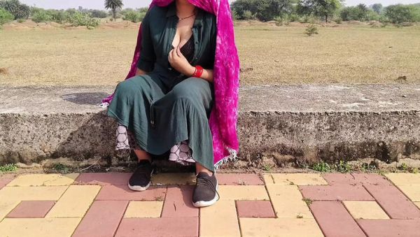 Hot Desi Indian Girlfriend Outdoor Sex - Big Tits Tight Pussy Fucked Rough in Field HD - xxxfiles.com - India on v0d.com