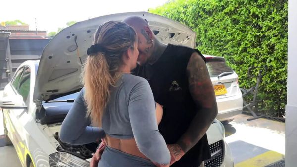 Juliana Rose Horny Colombian MILF Sucks Mechanic Cock Outdoor Blowjob & Rough Fucking - veryfreeporn.com - Spain - Colombia on v0d.com