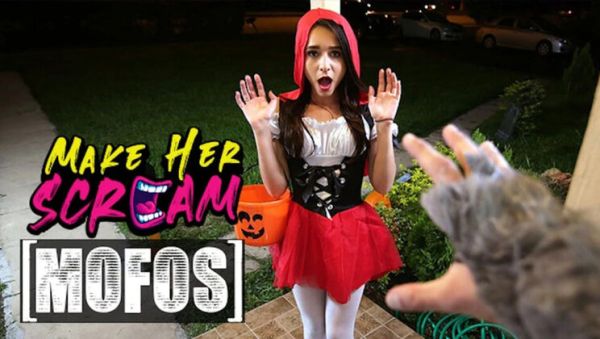 Kharlie Stone Halloween Blowjob & Pussy Stretching - Brunette Gets On Knees For Big Cock - veryfreeporn.com - Britain on v0d.com