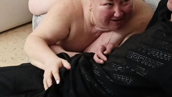 Step Mom Surprise Mouth Fuck and Sperm Swallowing - xxxfiles.com on v0d.com