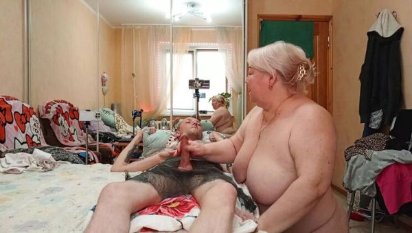Zona901 MILF Friend Jerks My Dick With Oil Handjob Cumshot - xxxfiles.com - Russia on v0d.com