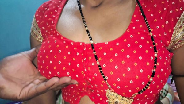 Shruti Bhabhi Hot Red Blouse Blowjob - Indian Wife Swallows Cum in Mouth - xxxfiles.com on v0d.com