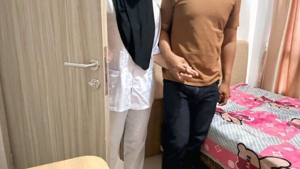 Indonesian Hijab Nurse Girlfriend Fucked Doggystyle in Hotel After Work - Clarelia & Jamsen HD - veryfreeporn.com - Indonesia on v0d.com