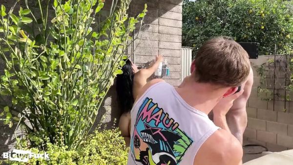 Behind The Scenes Blowjob & Anal Threesome - Mina Moon, Kenzie Love & Yulissa Fox Fucking - veryfreeporn.com - Britain on v0d.com