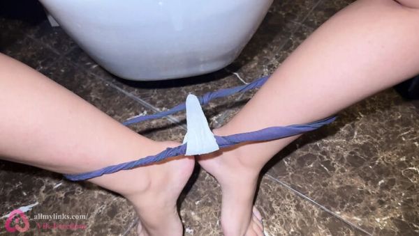 POV Close-Up Pussy Pee Compilation: Shaved & Unshaven Russian Girls in Lingerie - veryfreeporn.com - Russia on v0d.com