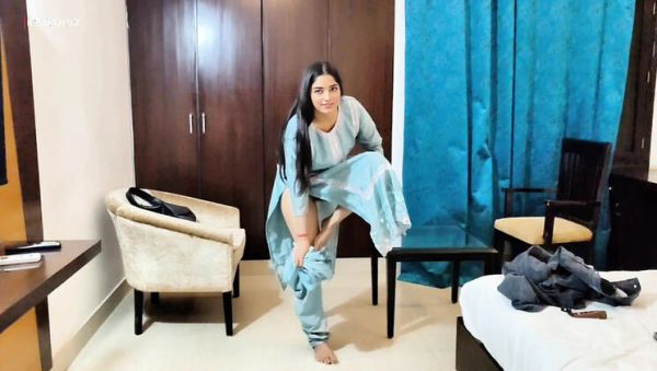 Desi Agent Roleplay: Pakistani Girl Fucked Hard in Hindi 4K - Indian Cheating Sex Video - veryfreeporn.com - India - Pakistan on v0d.com