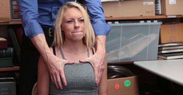 Zoey and Ryan's steamy encounter in a seedy store - alphaporno.com on v0d.com